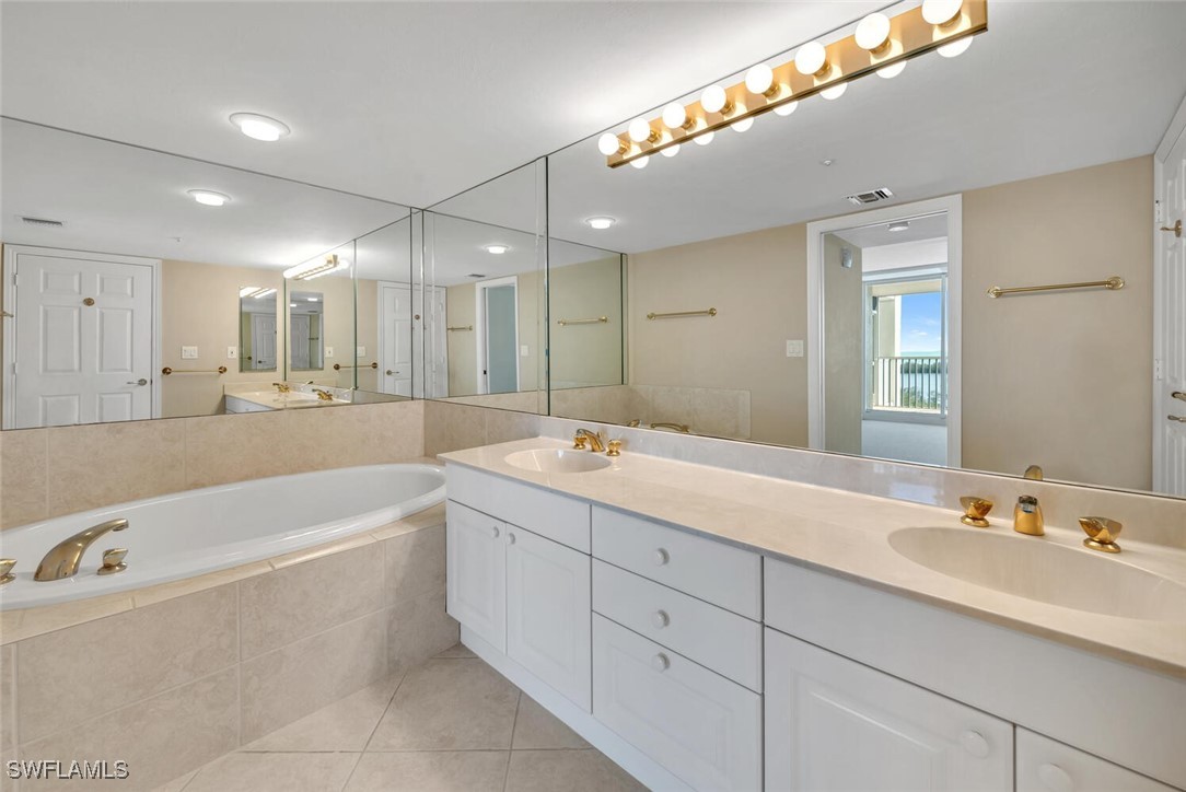 6849 Grenadier Blvd 802 Property Photo 17