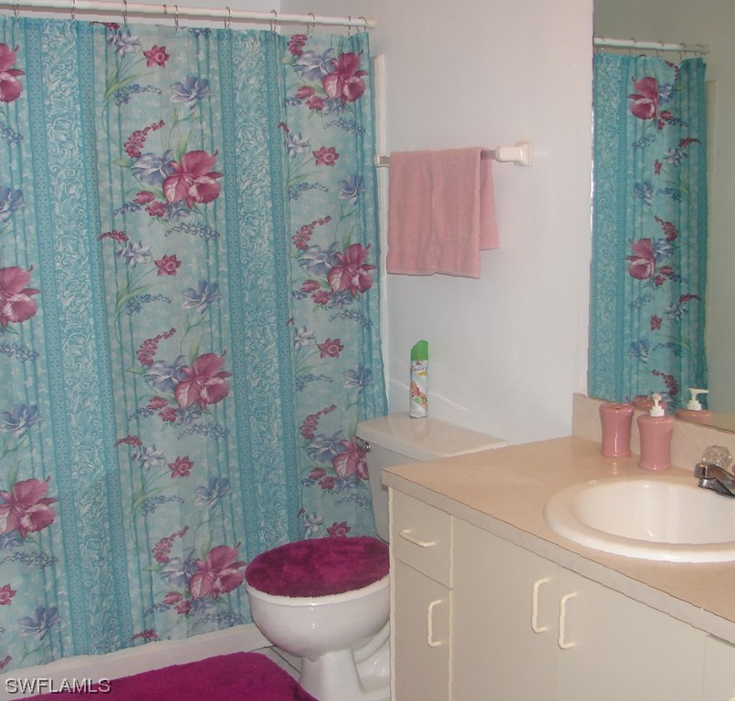 4210 Looking Glass Ln 4210 Property Photo 5
