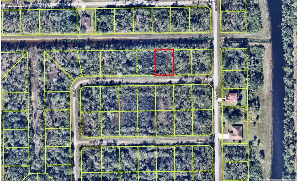 1243 Rake St E Property Photo 1