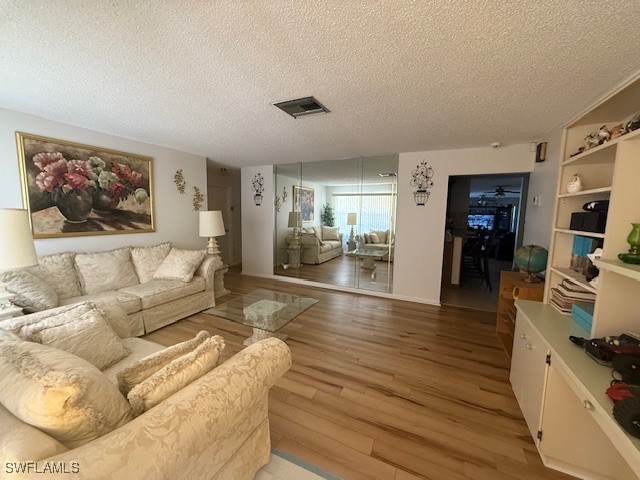 2373 Anthony Ct Property Photo 27