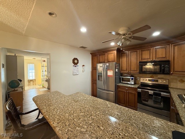 2373 Anthony Ct Property Photo 36