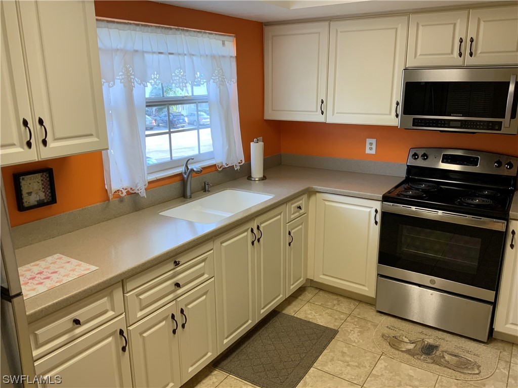 7055 New Post Dr 5 Property Photo 6
