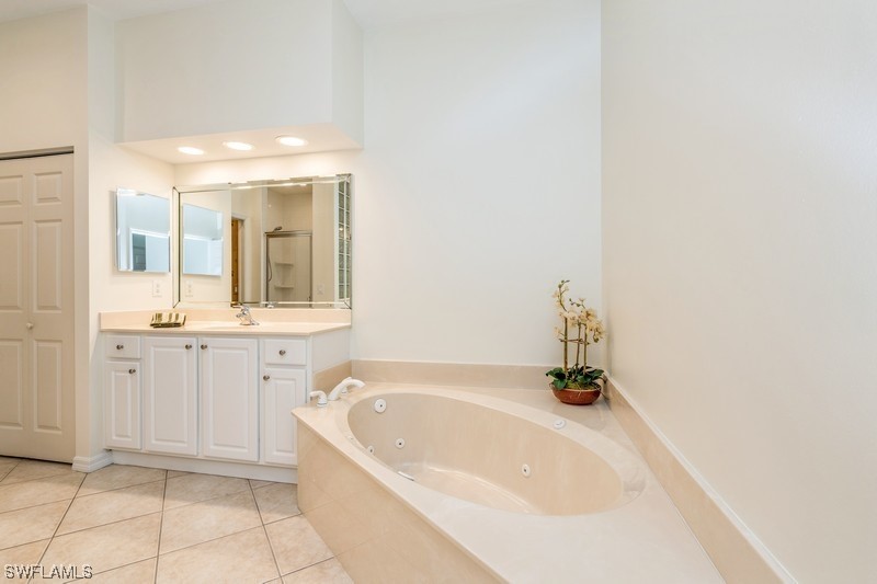 4141 Bay Beach Ln 4p3 Property Photo 23