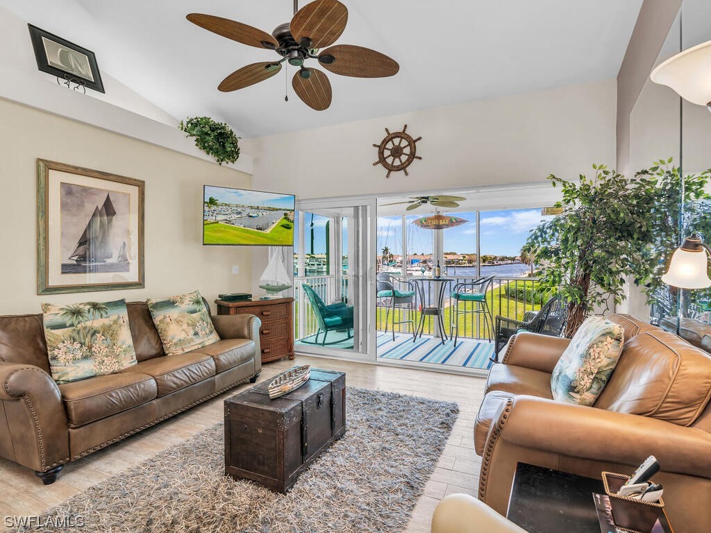 333 Sunrise Cay 8-9 Property Photo 9