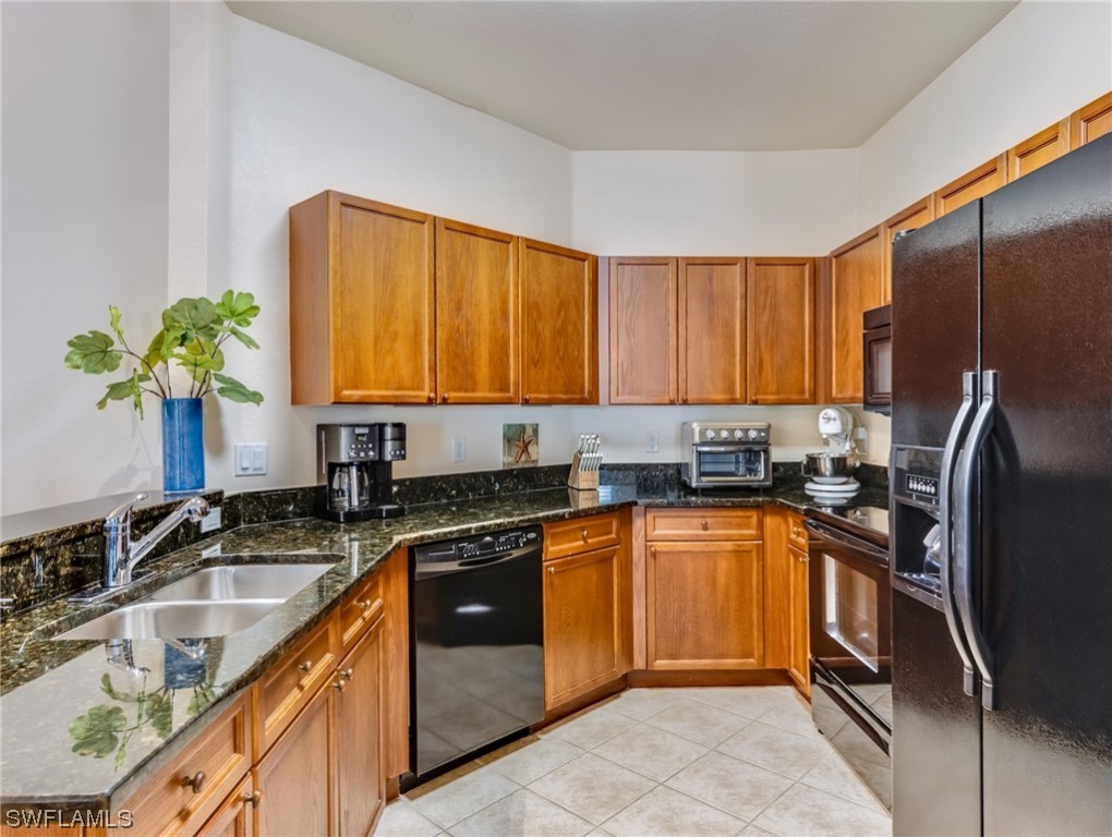 10060 Lake Cove Dr 102 Property Photo 12