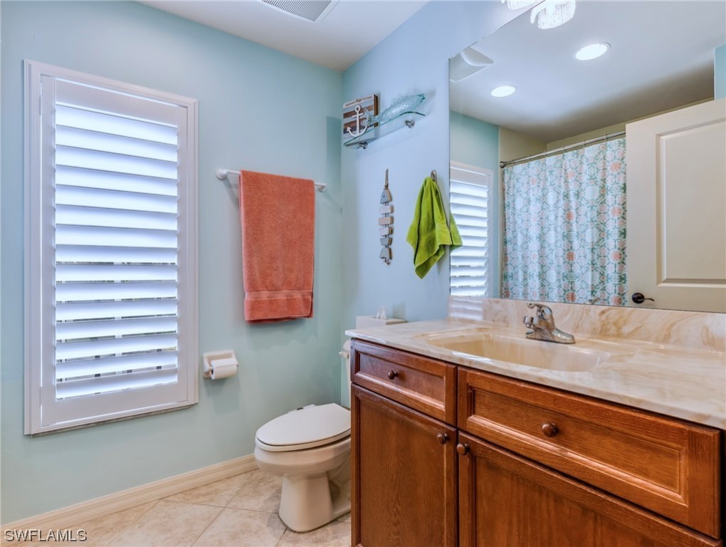 10060 Lake Cove Dr 102 Property Photo 19