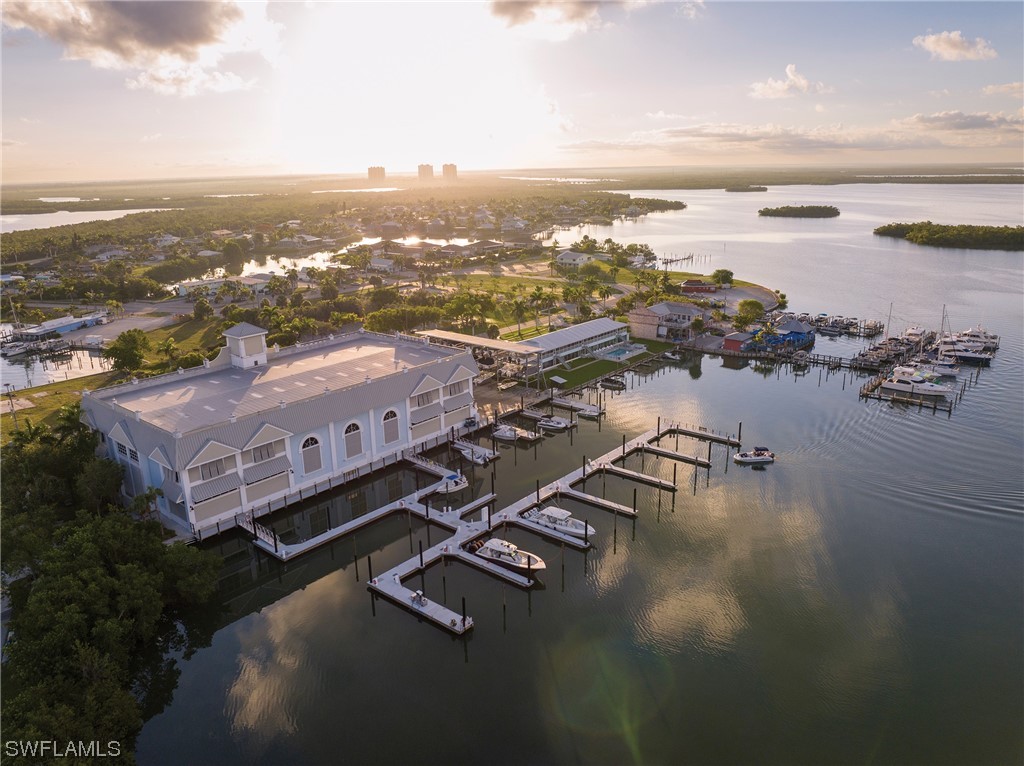 250 Capri BLVD Property Photo 1