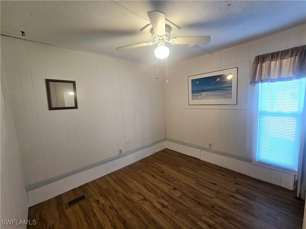 99 Moorhead Mnr 99 Property Photo 18