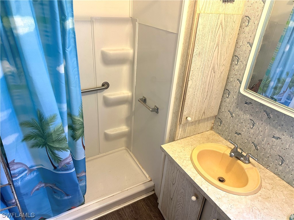 26124 Colony Rd Property Photo 6