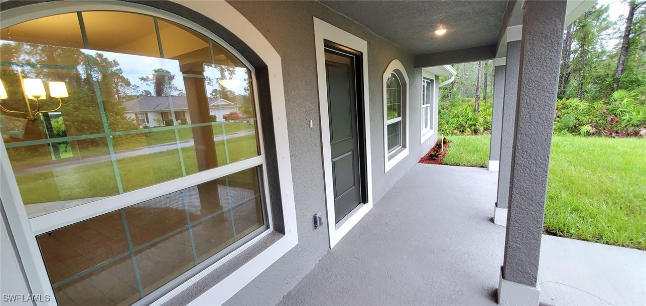 1055 Merry St E Property Photo 2