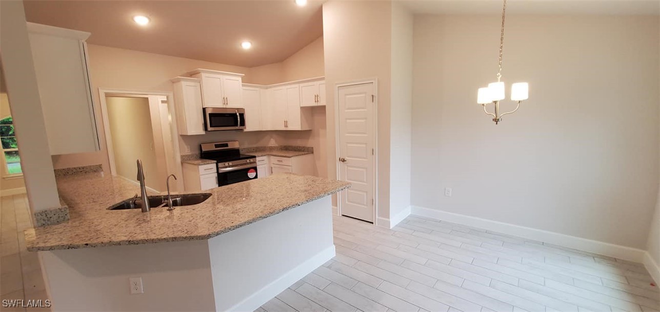1055 Merry St E Property Photo 4