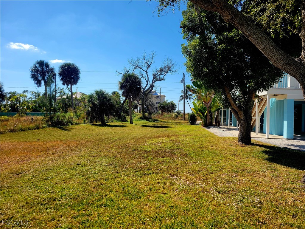 5840 Lauder St Property Photo 3