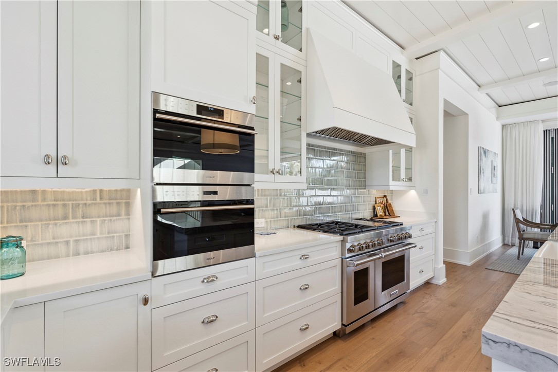 690 7th Ave N Property Photo 9