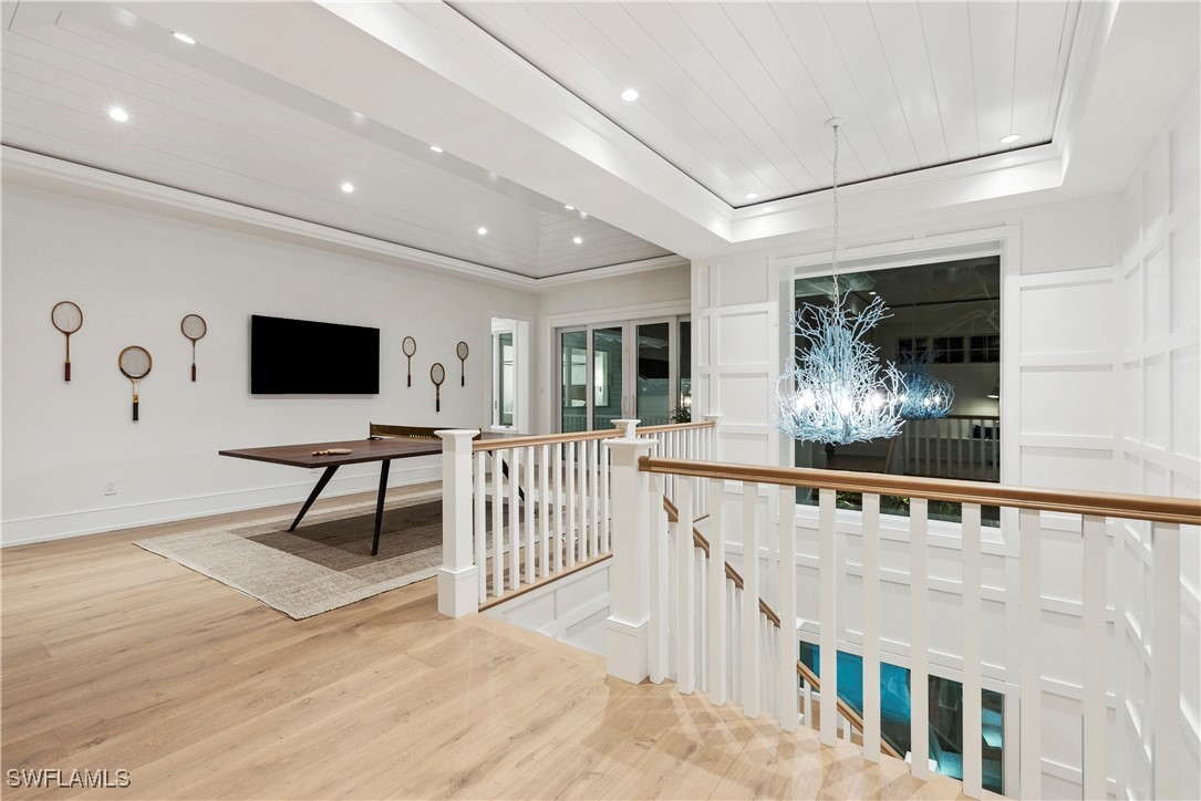 690 7th Ave N Property Photo 16