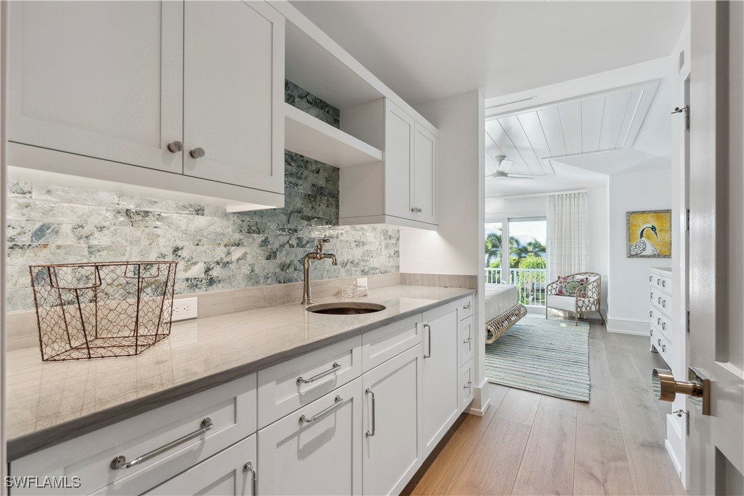 690 7th Ave N Property Photo 18