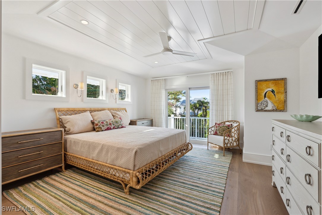 690 7th Ave N Property Photo 19