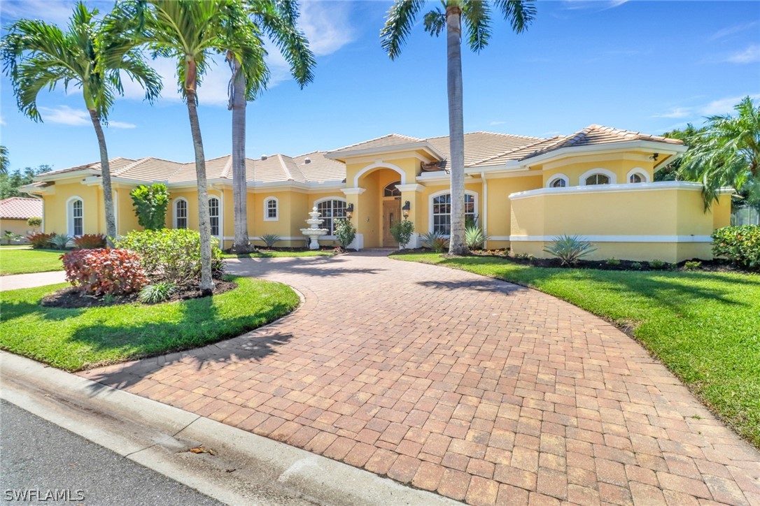 10878 Pond Ridge Dr Property Photo 1