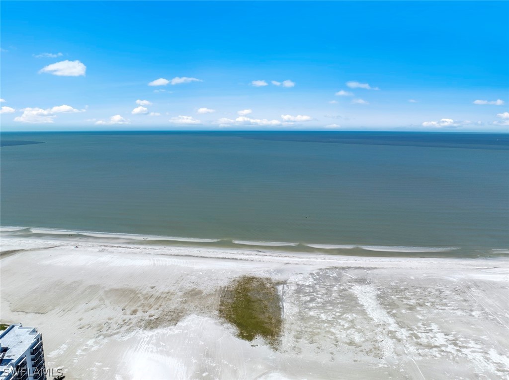 6530 Estero Blvd Property Photo 13