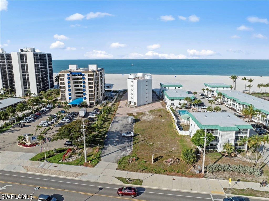 6530 Estero Blvd Property Photo 18
