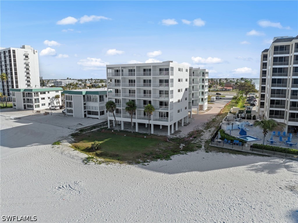 6530 Estero Blvd Property Photo 25