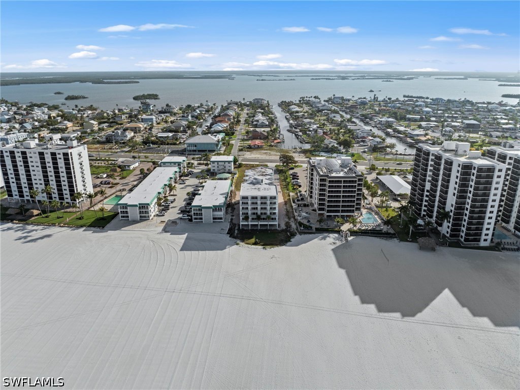 6530 Estero Blvd Property Photo 27
