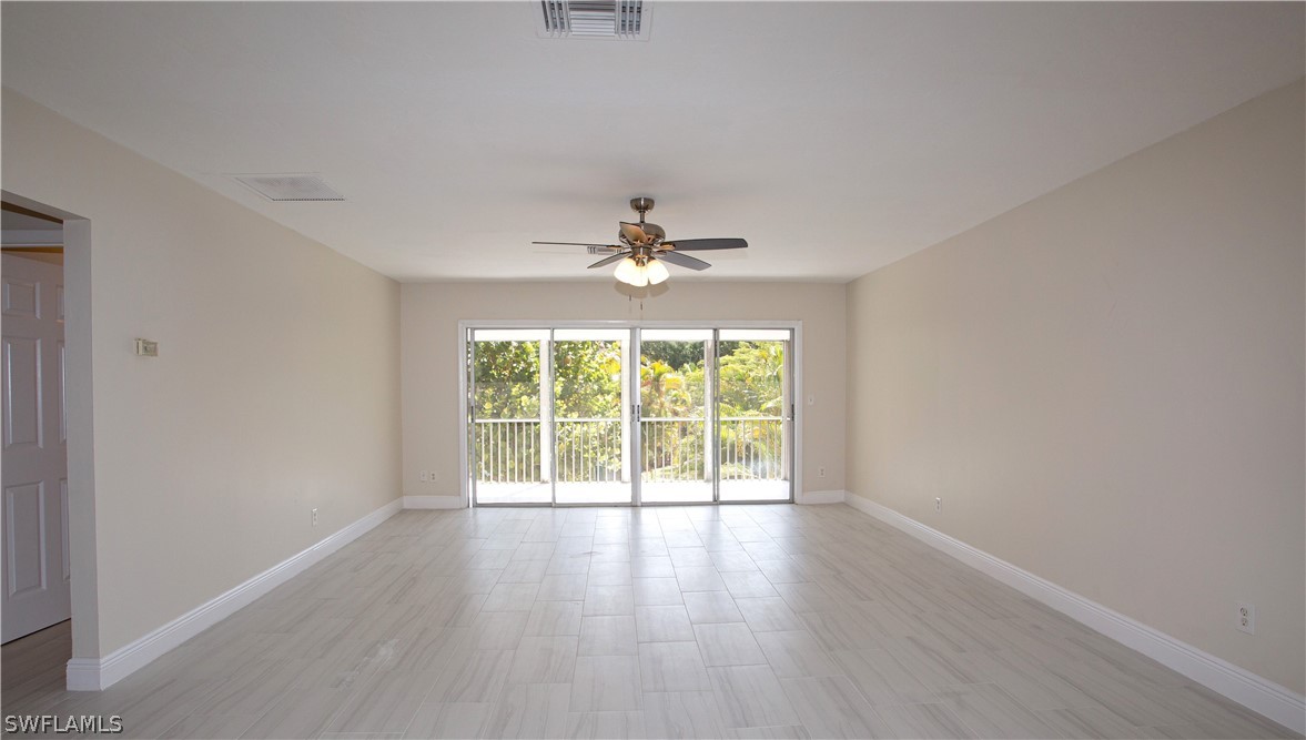 1201 Solana Rd 9 Property Photo 12