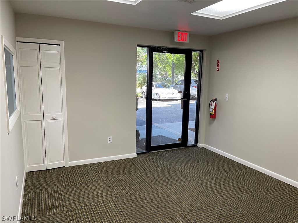 4172 Corporate Sq Property Photo 2
