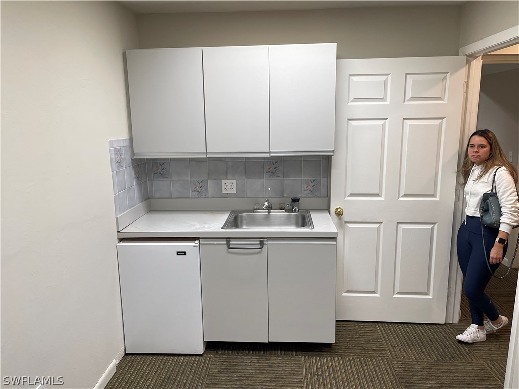 4172 Corporate Sq Property Photo 17