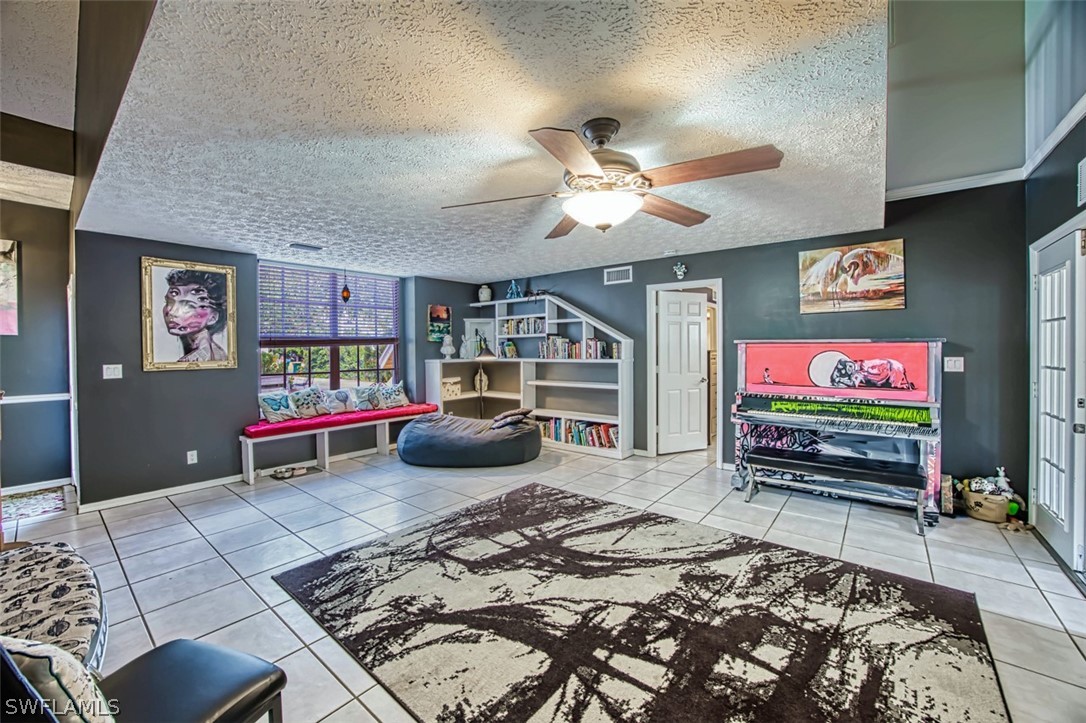 6100 Cypress Hollow Way Property Photo 10