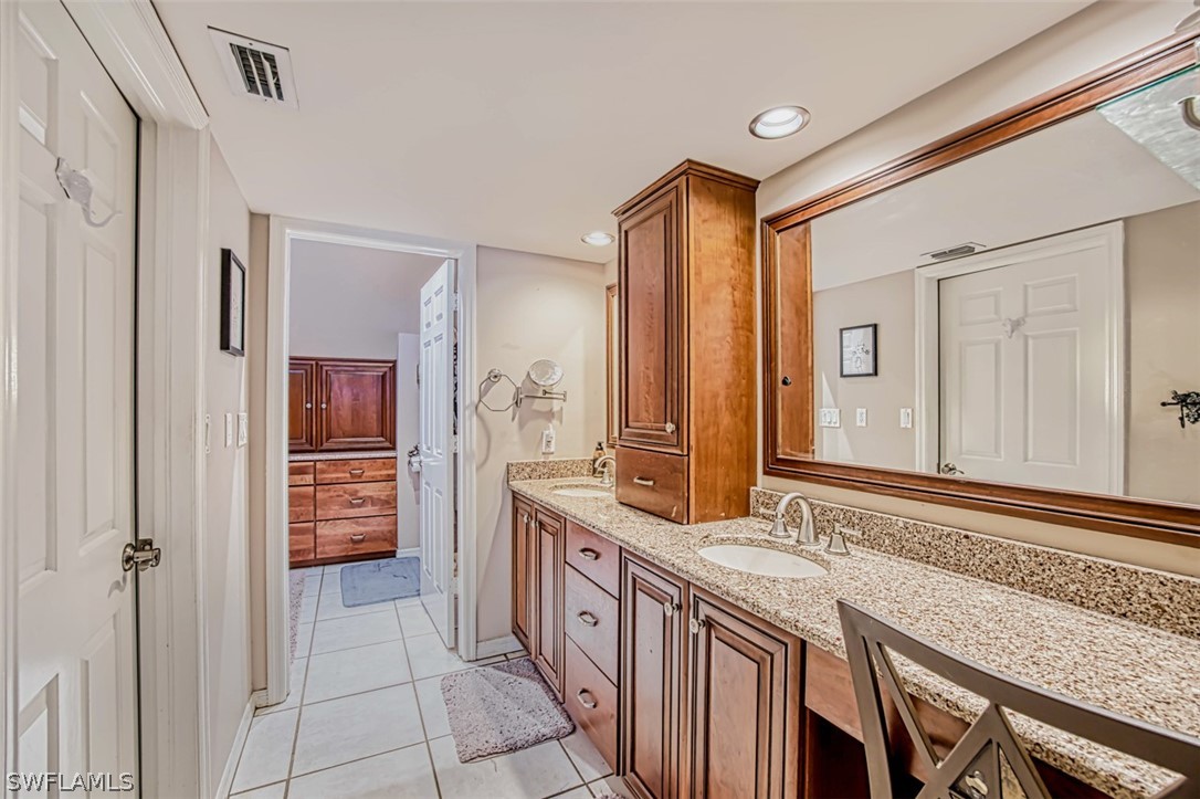 6100 Cypress Hollow Way Property Photo 28
