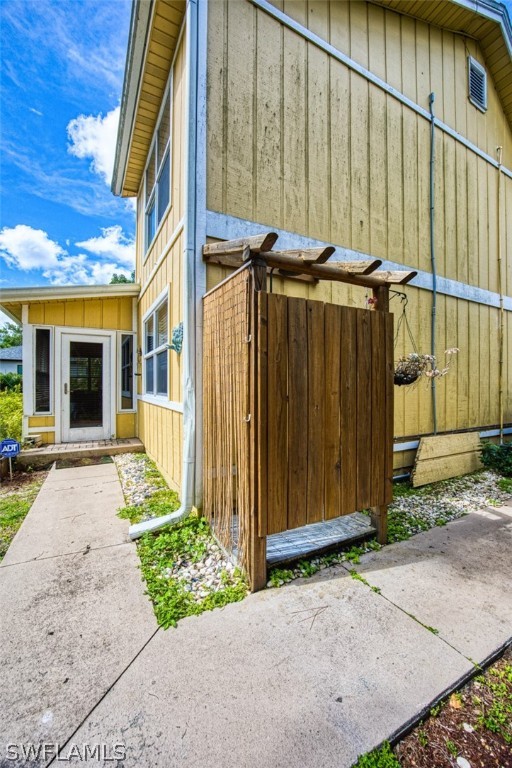 6100 Cypress Hollow Way Property Photo 46