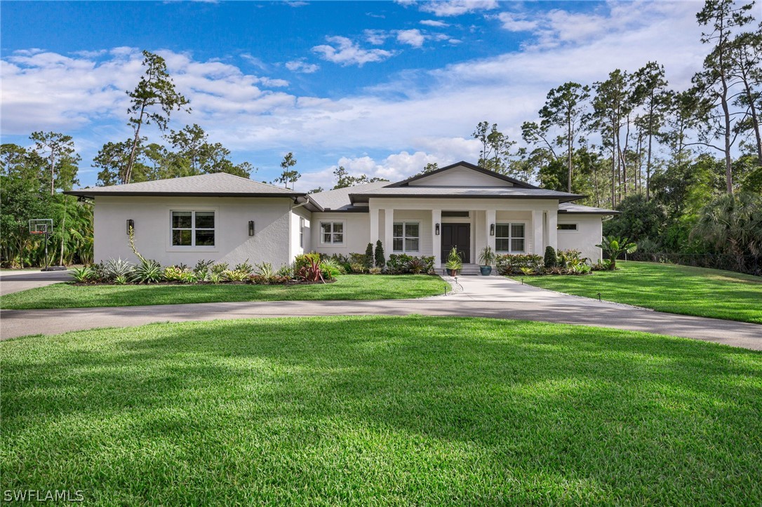 5050 Teak Wood Dr Property Photo 4