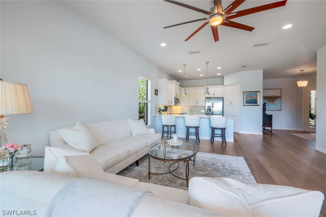 13339 Silktail Dr Property Photo 6