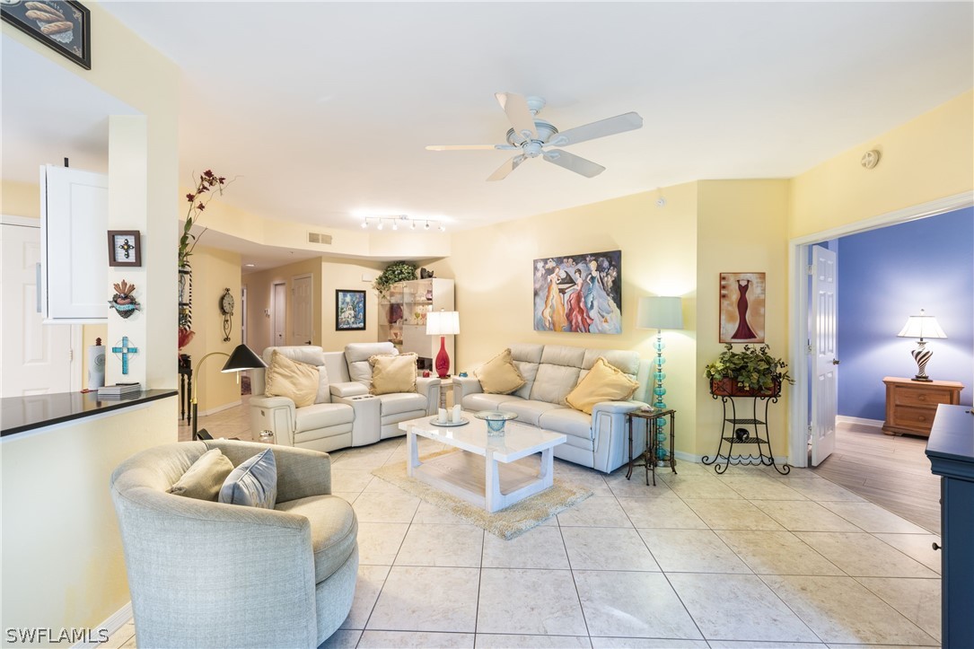 25212 Pelican Creek Cir 103 Property Photo 6