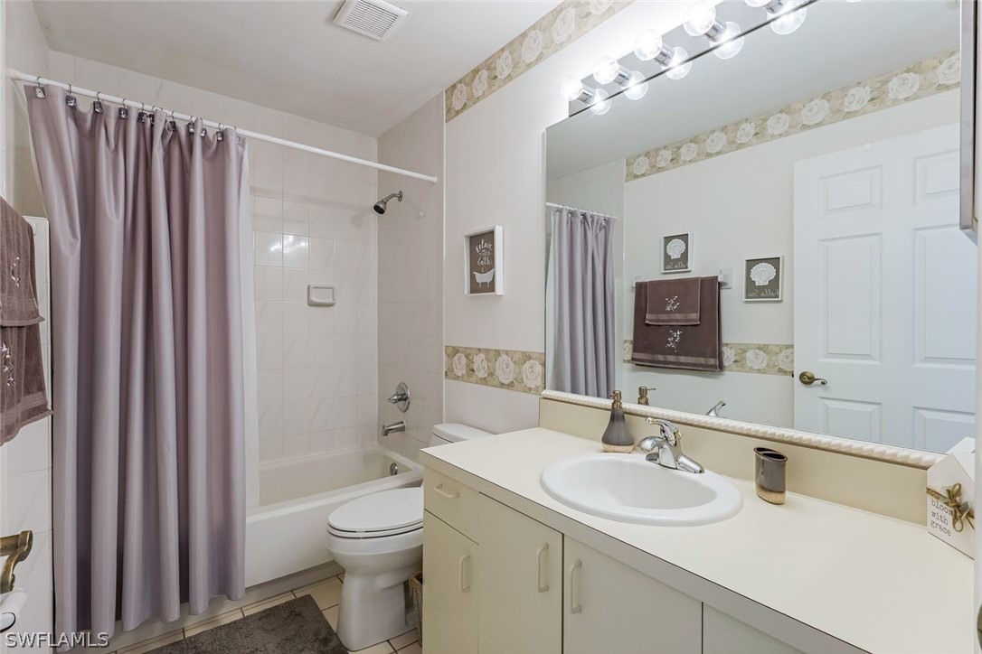 2420 Hidden Lake Dr 1006 Property Photo 19