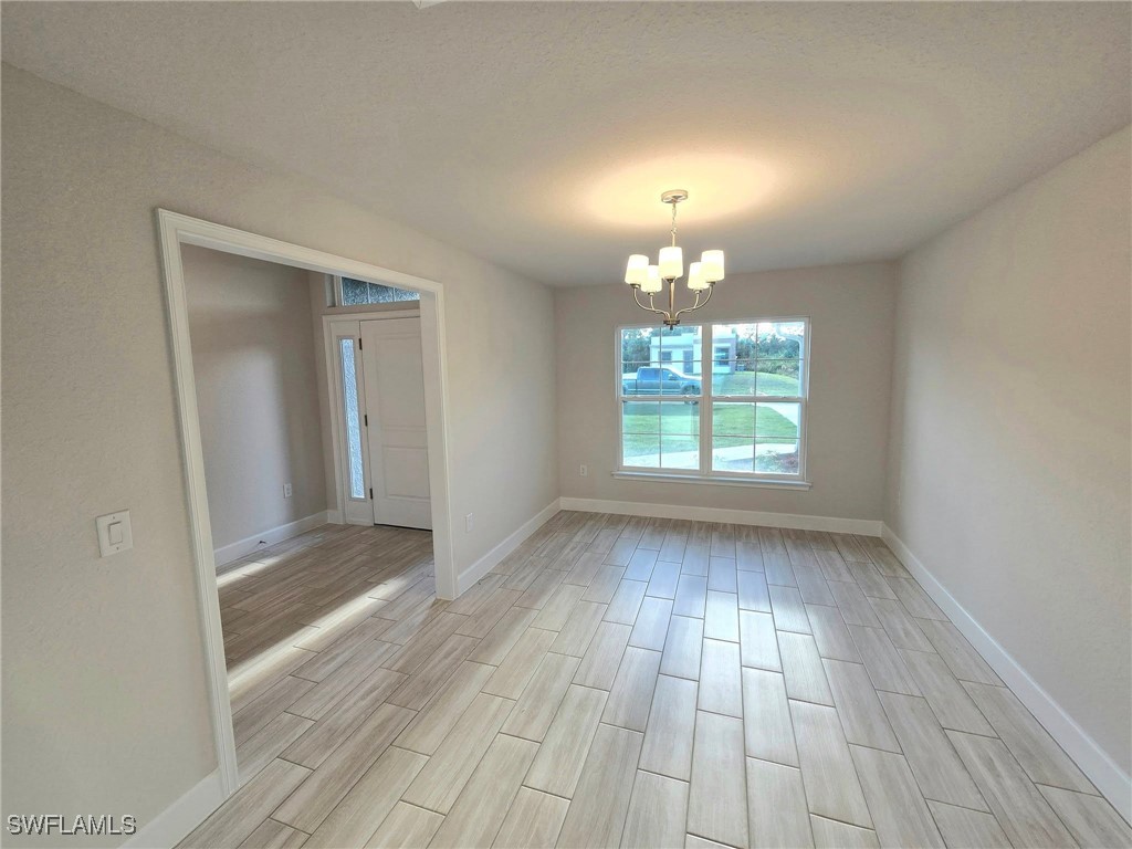 628 Windermere Dr Property Photo 4