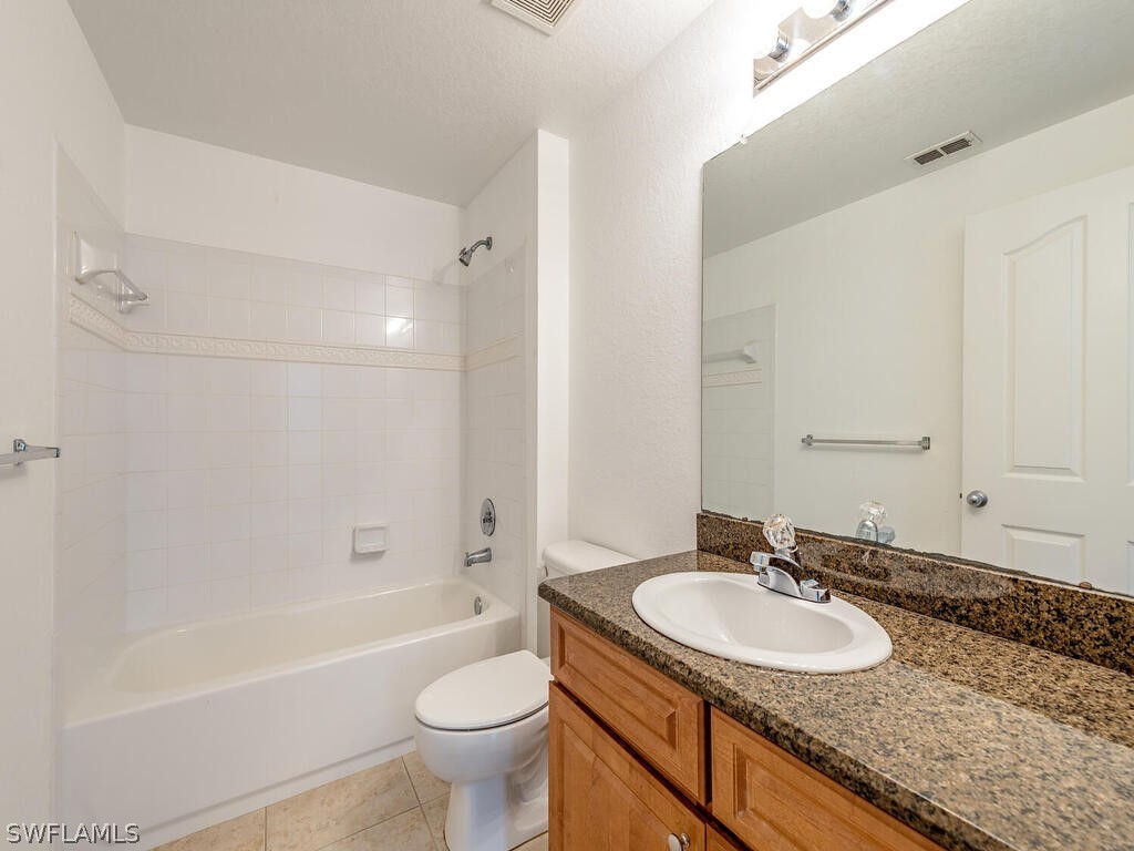 12955 Positano Cir 208 Property Photo 9