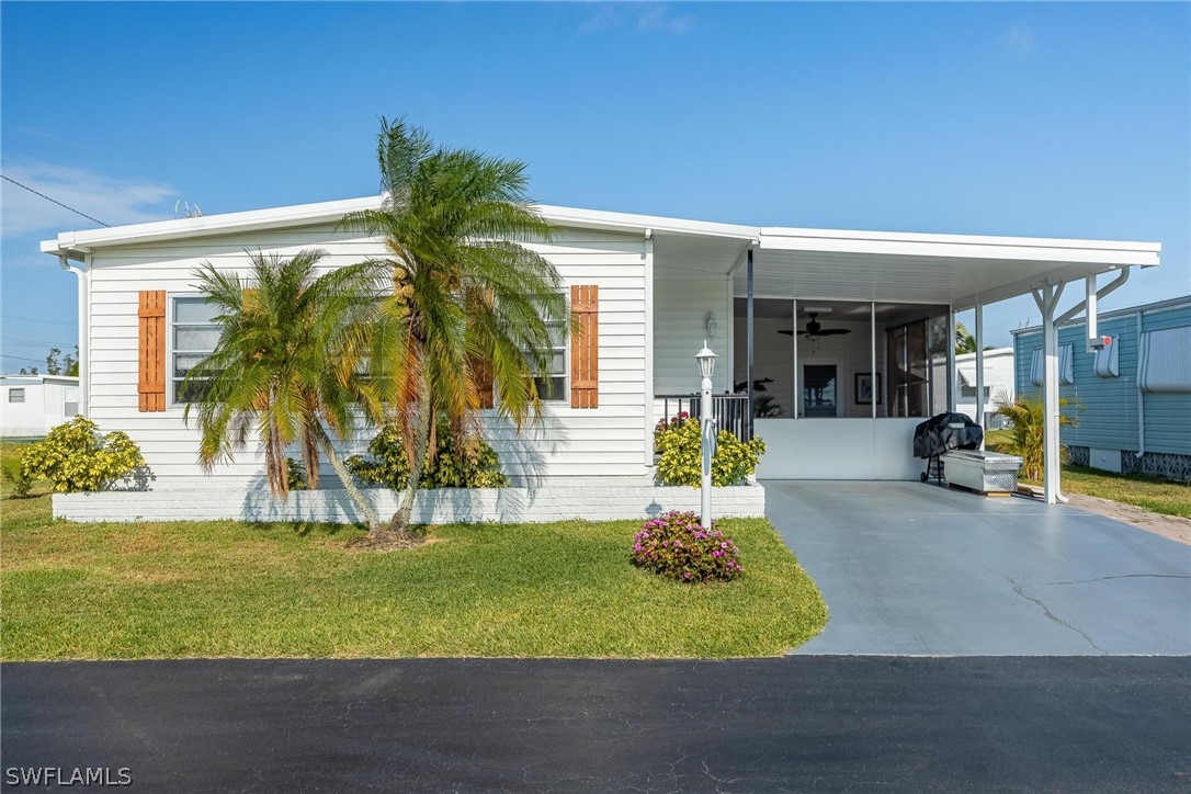 820 Peaceful Dr Property Photo 1