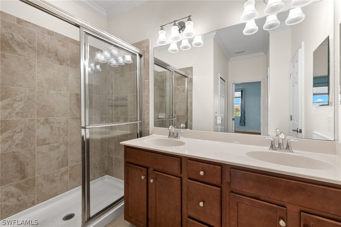8894 Via Isola Ct Property Photo 13