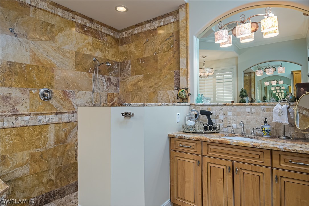 8106 Felisa Ct Property Photo 23
