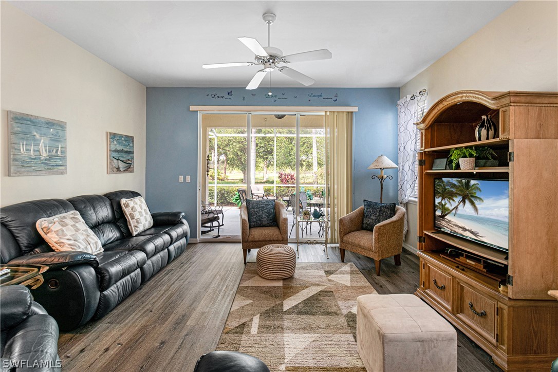 2209 Carnaby Ct Property Photo 32