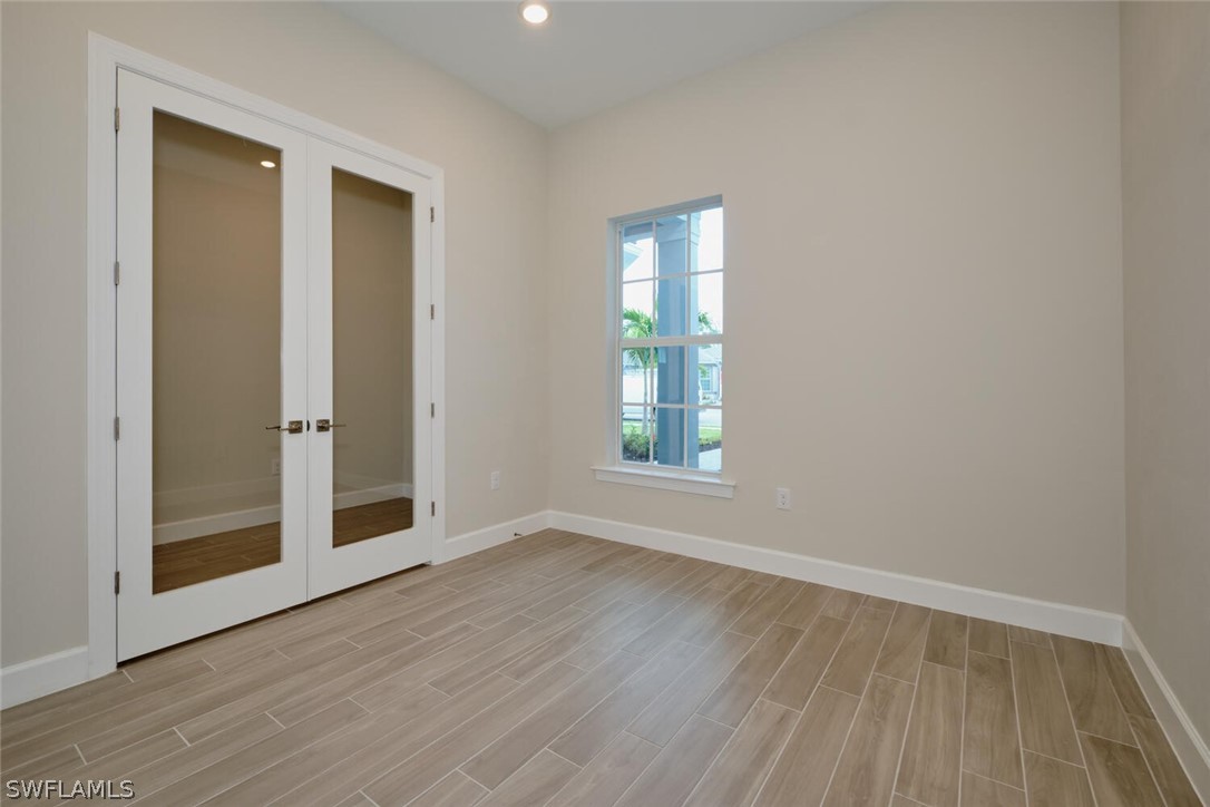 7540 Paradise Tree Dr Property Photo 24