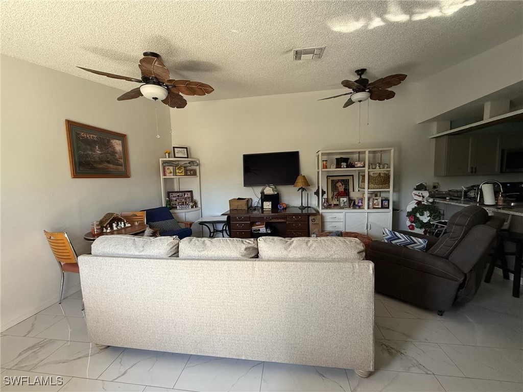 15572 Crystal Lake Dr Property Photo 10