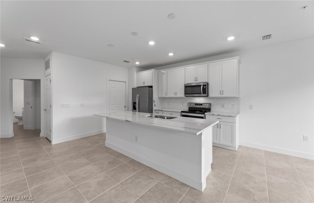 5693 Mayflower Way 1103 Property Photo 15