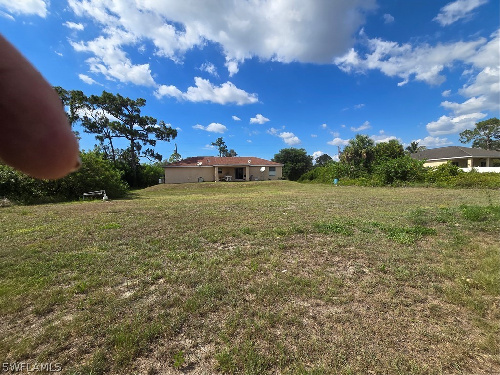466 Redwing St Property Photo 13