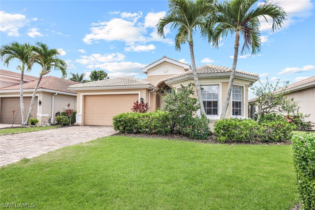 5576 Lago Villaggio Way Property Photo 3