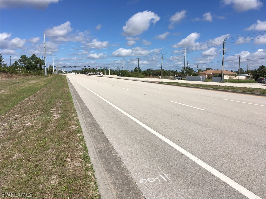Everglades Blvd E Property Photo 3