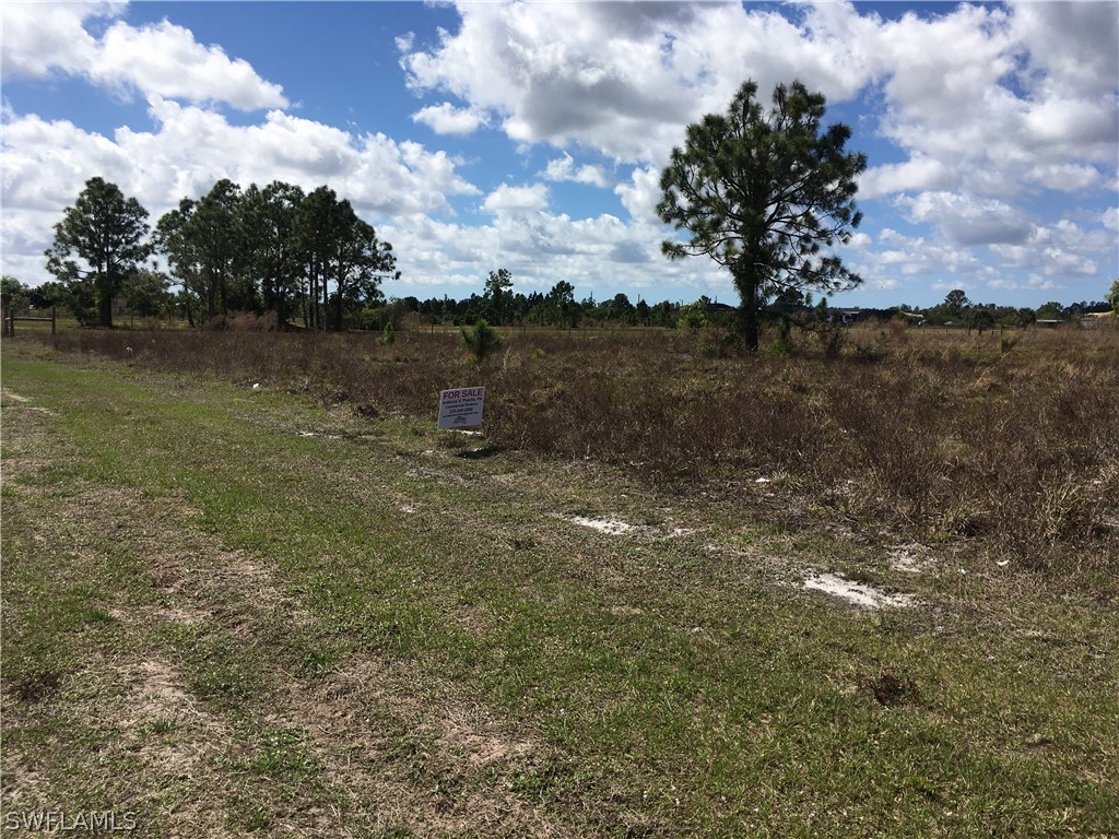 Everglades Blvd E Property Photo 5
