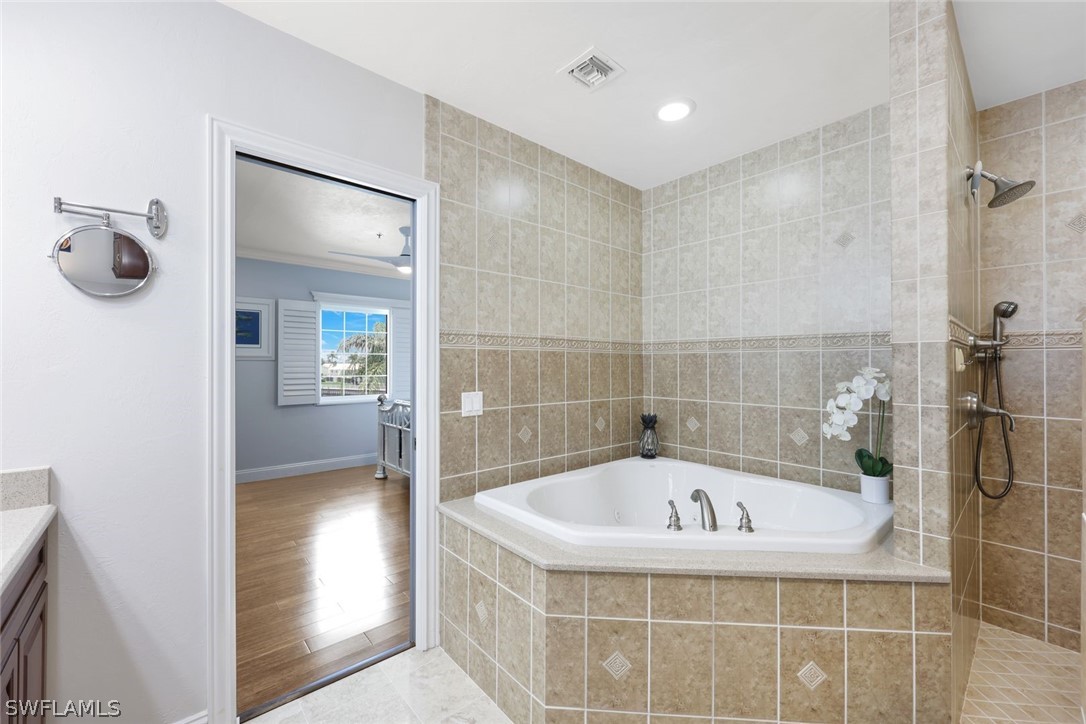 18080 San Carlos Blvd 724 Property Photo 18