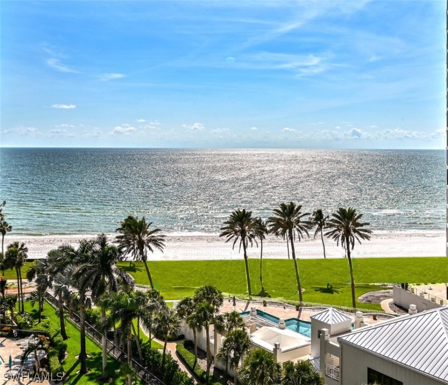4551 Gulf Shore Blvd N 1001 Property Photo 2